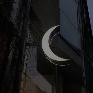 Meet your Posher, Lucy